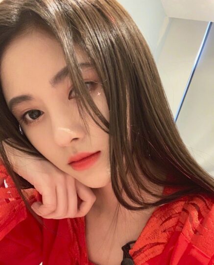 鞠婧祎明星生图真颜值带视频-资源网站