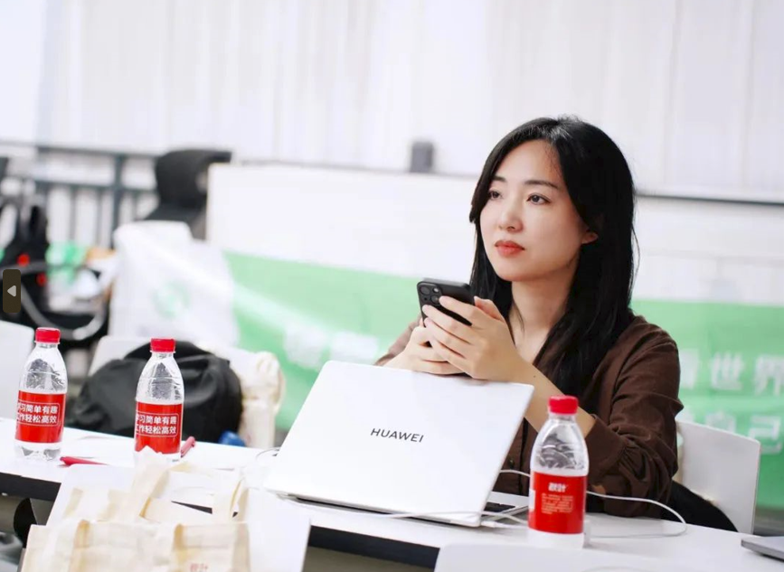 图片[1]-三条职场出路都走不通？把技能变成资产才是最佳解法！